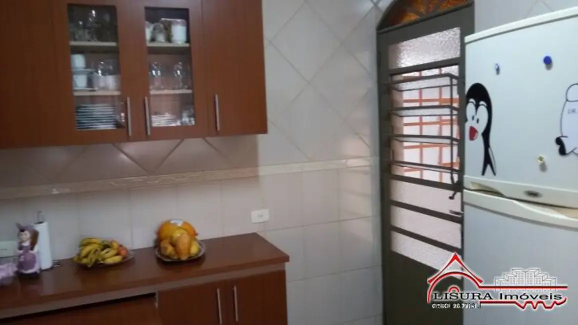 Casa com 3 quartos à venda, 178m2 em Jardim Altos de Santana I, Jacarei - SP - imagem 8 Foto 8 de Casa com 3 quartos à venda, 178m2 em Jardim Altos de Santana I, Jacarei - SP