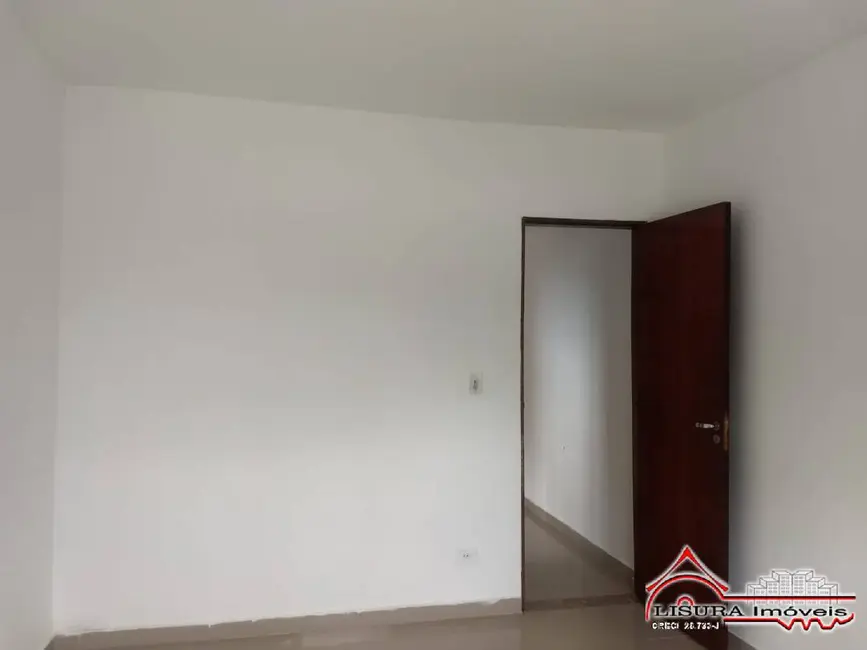 Foto 6 de Casa com 2 quartos à venda em Vila Aprazível, Jacarei - SP