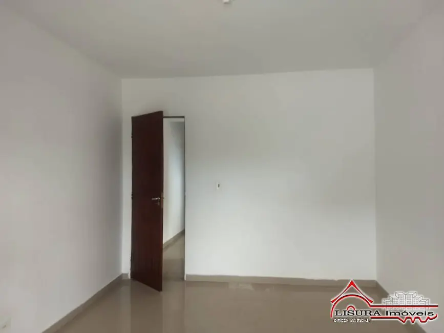 Foto 4 de Casa com 2 quartos à venda em Vila Aprazível, Jacarei - SP