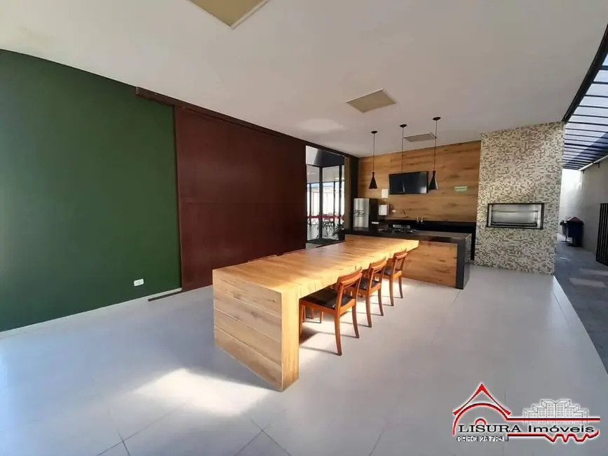 Foto 3 de Casa de Condomínio com 4 quartos à venda, 273m2 em Jardim Jacinto, Jacarei - SP