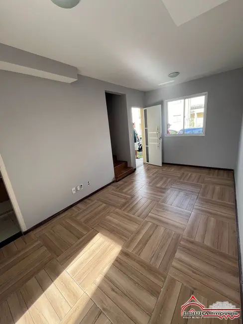 Foto 5 de Casa de Condomínio com 2 quartos à venda, 56m2 em Jardim Colônia, Jacarei - SP