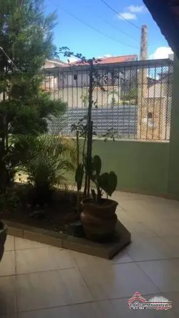 Foto 1 de Casa com 2 quartos para alugar em Jardim Terras de Santa Helena, Jacarei - SP