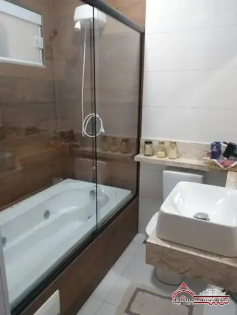 Foto 4 de Casa de Condomínio com 3 quartos à venda, 84m2 em Cidade Salvador, Jacarei - SP