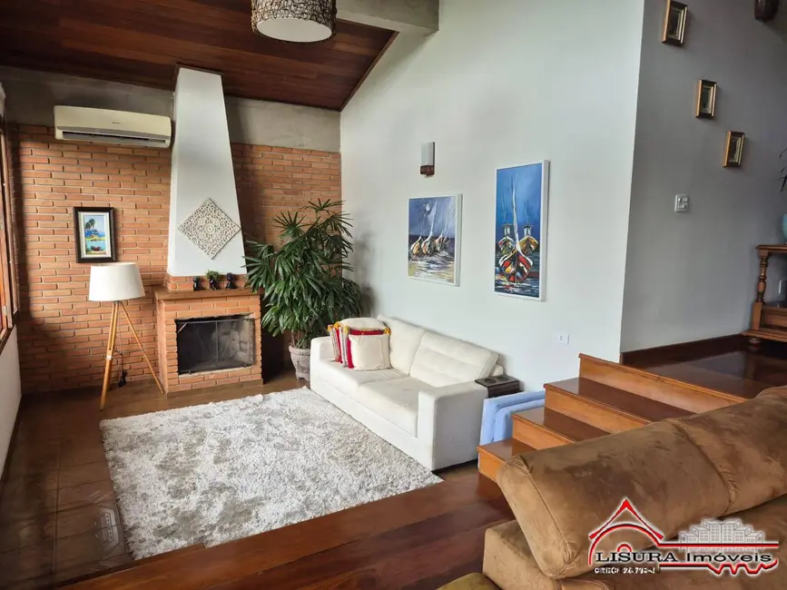 Foto 1 de Casa de Condomínio com 3 quartos à venda, 600m2 em Condomínio Lagoinha, Jacarei - SP