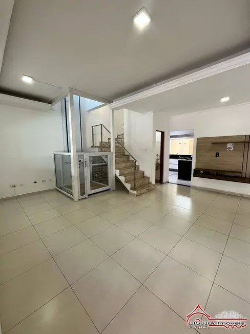 Foto 1 de Casa de Condomínio com 4 quartos à venda, 163m2 em Jardim Santa Maria, Jacarei - SP