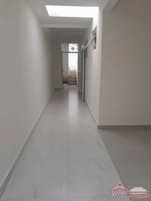 Casa de Condomínio com 4 quartos para alugar, 169m2 em Centro, Jacarei - SP - imagem 6 Foto 6 de Casa de Condomínio com 4 quartos para alugar, 169m2 em Centro, Jacarei - SP