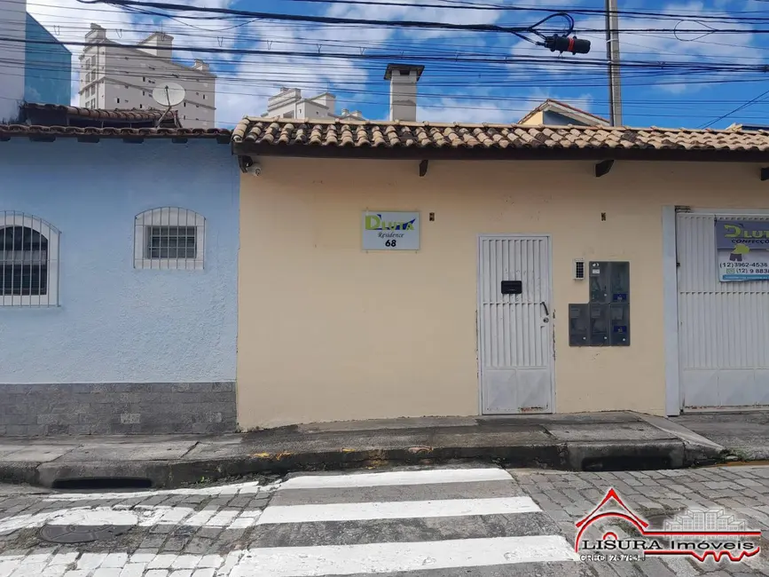 Casa de Condomínio com 4 quartos para alugar, 169m2 em Centro, Jacarei - SP - imagem 3 Foto 3 de Casa de Condomínio com 4 quartos para alugar, 169m2 em Centro, Jacarei - SP