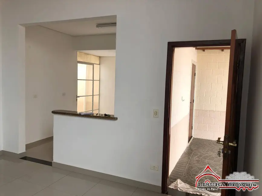 Foto 3 de Casa com 3 quartos à venda, 145m2 em Jardim Altos de Santana II, Jacarei - SP