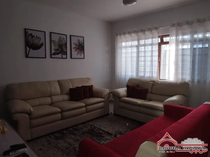 Foto 5 de Casa com 4 quartos à venda, 288m2 em Jardim Santo Antônio da Boa Vista, Jacarei - SP