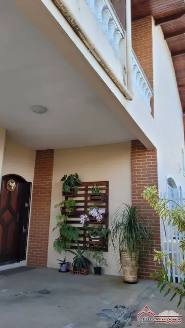 Foto 3 de Casa com 4 quartos à venda, 243m2 em Jardim Terras de São João, Jacarei - SP