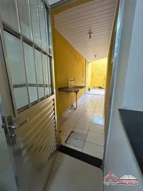 Foto 9 de Casa com 2 quartos à venda, 190m2 em Jardim Alvorada, Jacarei - SP