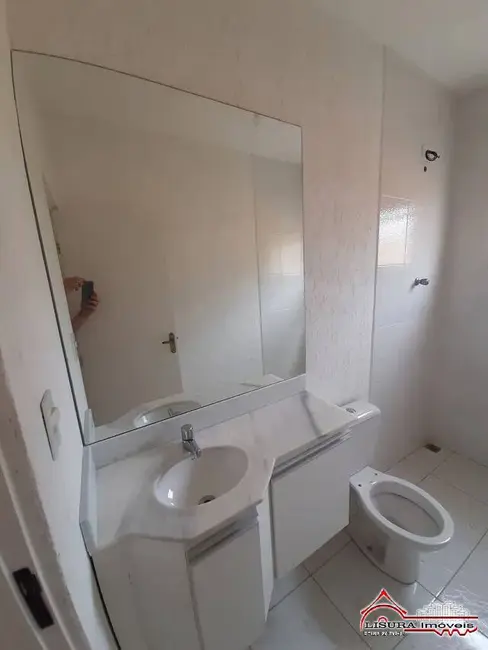 Foto 8 de Casa com 2 quartos à venda, 70m2 em Jardim do Marquês, Jacarei - SP