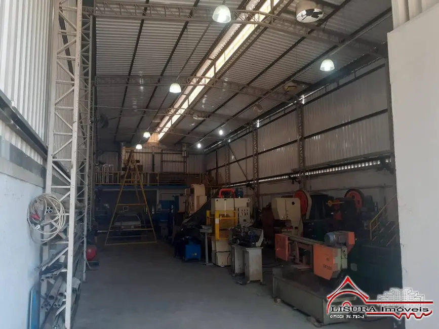 Foto 8 de Armazém / Galpão à venda, 388m2 em Jardim Califórnia, Jacarei - SP