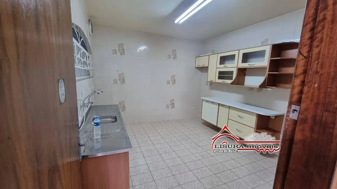 Foto 6 de Casa com 3 quartos à venda, 330m2 em Parque Itamarati, Jacarei - SP