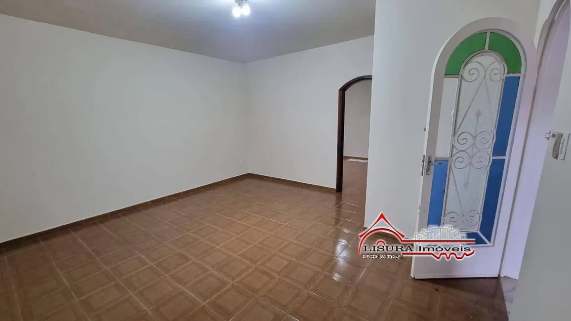 Foto 4 de Casa com 3 quartos à venda, 330m2 em Parque Itamarati, Jacarei - SP
