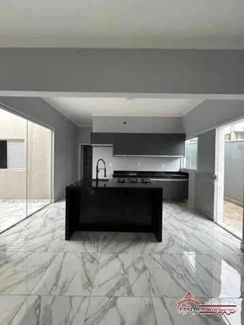 Foto 4 de Casa com 3 quartos à venda, 160m2 em Loteamento Villa Branca, Jacarei - SP