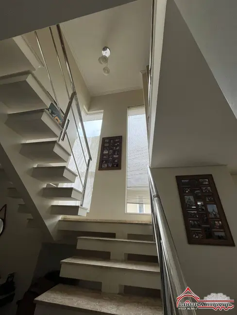 Foto 7 de Casa com 3 quartos à venda, 240m2 em Loteamento Villa Branca, Jacarei - SP