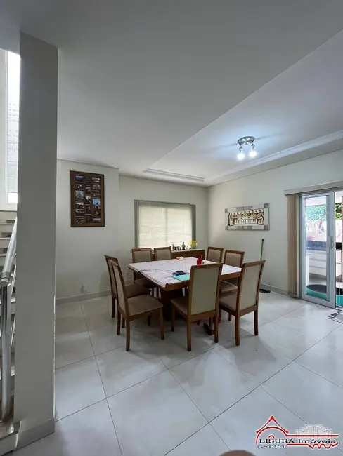 Foto 4 de Casa com 3 quartos à venda, 240m2 em Loteamento Villa Branca, Jacarei - SP