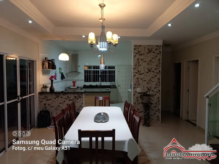 Foto 3 de Casa de Condomínio com 3 quartos à venda em Condomínio Lagoinha, Jacarei - SP