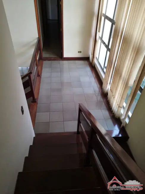 Foto 8 de Casa com 9 quartos à venda, 600m2 em Centro, Jacarei - SP