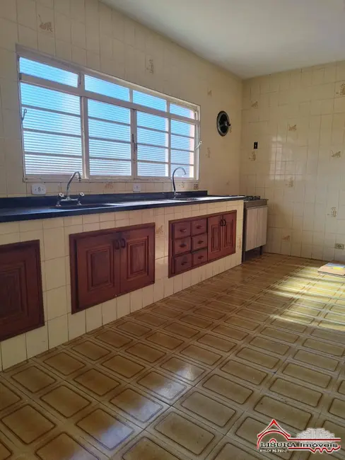 Foto 5 de Casa com 4 quartos à venda, 188m2 em Jardim Bela Vista, Jacarei - SP