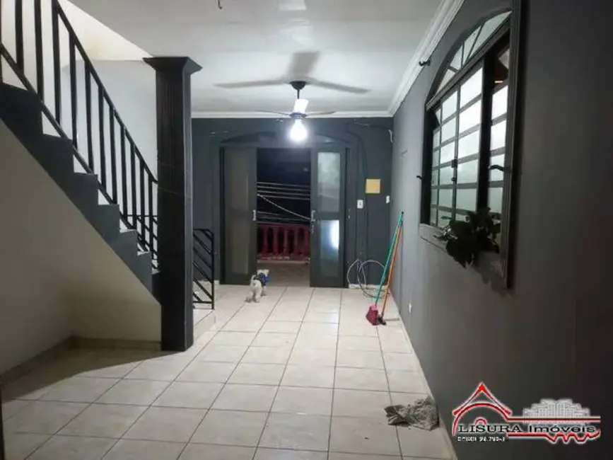 Foto 2 de Casa com 3 quartos à venda, 125m2 em Jardim Paraíso, Jacarei - SP