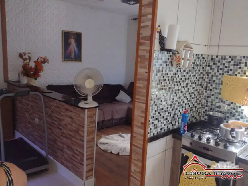 Foto 4 de Casa com 2 quartos à venda, 70m2 em Jardim Santa Marina, Jacarei - SP