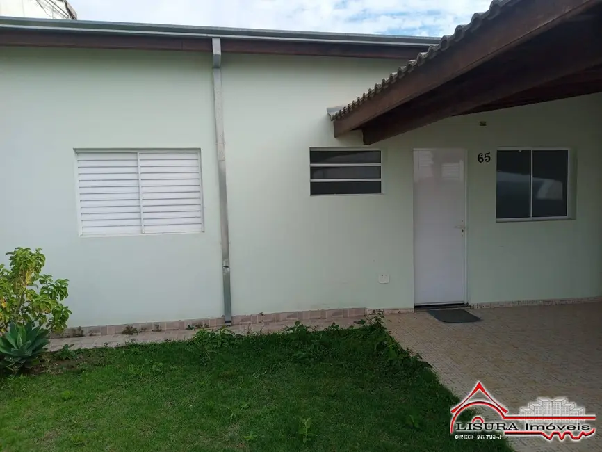 Foto 1 de Casa de Condomínio com 3 quartos para alugar, 73m2 em Loteamento Jardim Sol Nascente, Jacarei - SP