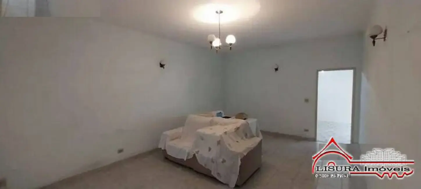 Foto 4 de Casa com 3 quartos à venda, 169m2 em Jardim Pereira do Amparo, Jacarei - SP