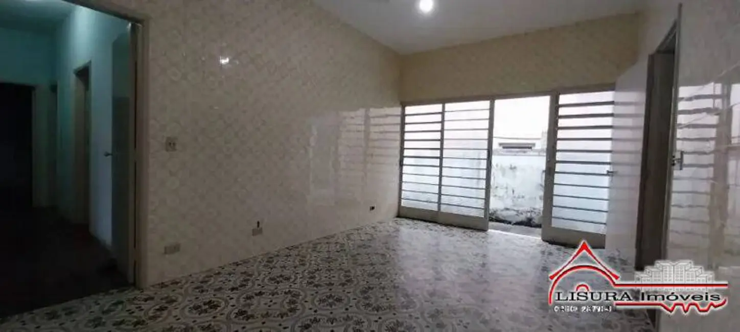 Foto 2 de Casa com 3 quartos à venda, 169m2 em Jardim Pereira do Amparo, Jacarei - SP