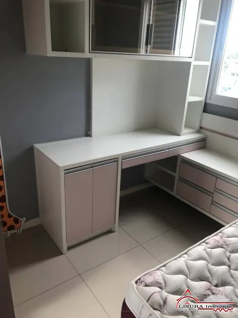 Foto 8 de Apartamento com 2 quartos à venda, 68m2 em Parque Santo Antônio, Jacarei - SP