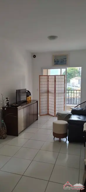 Foto 1 de Apartamento com 2 quartos à venda, 68m2 em Parque Santo Antônio, Jacarei - SP