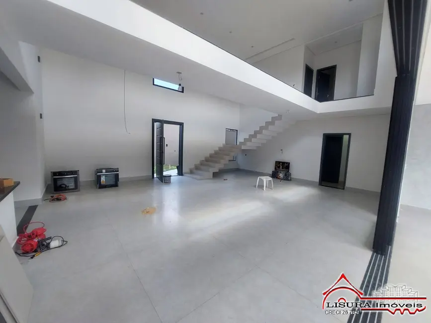 Foto 2 de Casa com 5 quartos à venda, 500m2 em Loteamento Villa Branca, Jacarei - SP