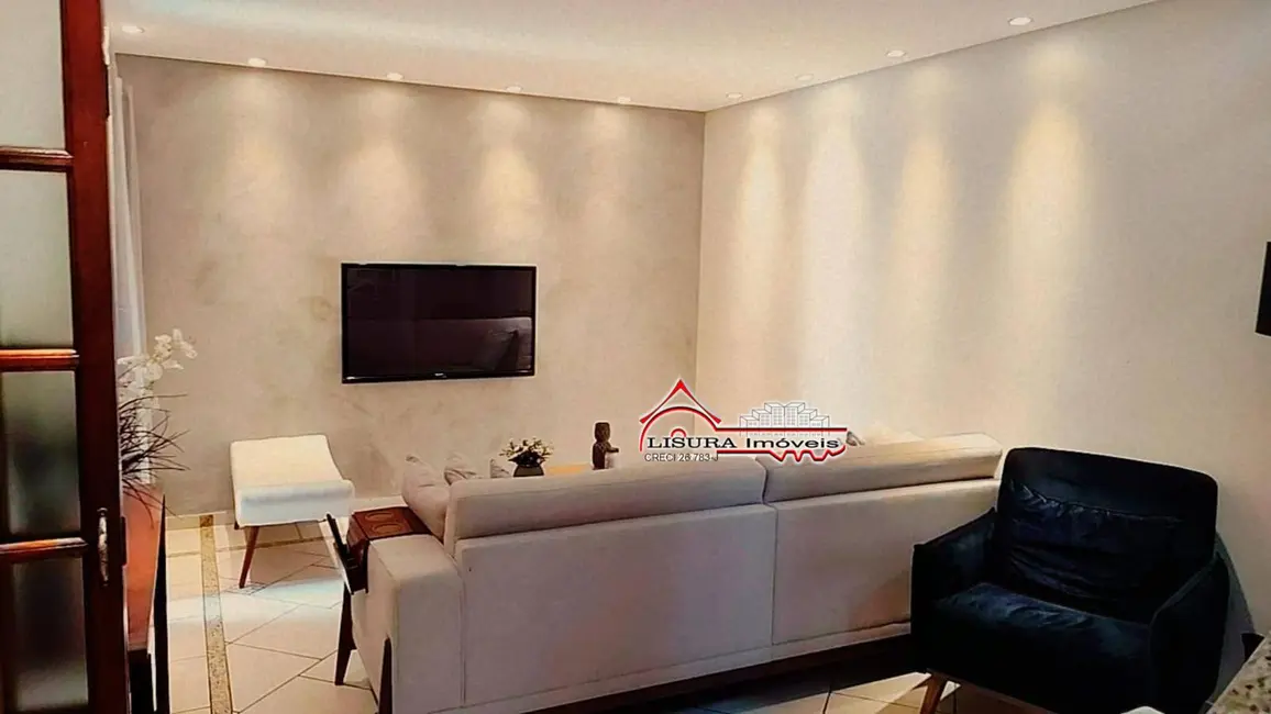 Foto 5 de Casa com 3 quartos à venda, 200m2 em Centro, Jacarei - SP