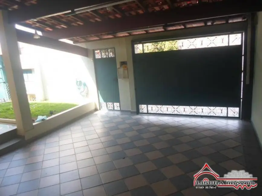 Casa com 5 quartos para alugar em Jacarei - SP - imagem 3 Foto 3 de Casa com 5 quartos para alugar em Jacarei - SP