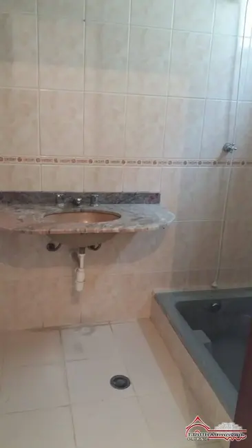 Casa com 5 quartos para alugar em Jacarei - SP - imagem 6 Foto 6 de Casa com 5 quartos para alugar em Jacarei - SP