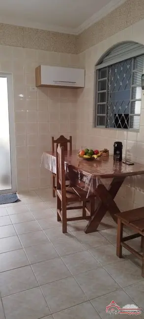 Foto 9 de Casa com 5 quartos à venda em Parque Brasil, Jacarei - SP