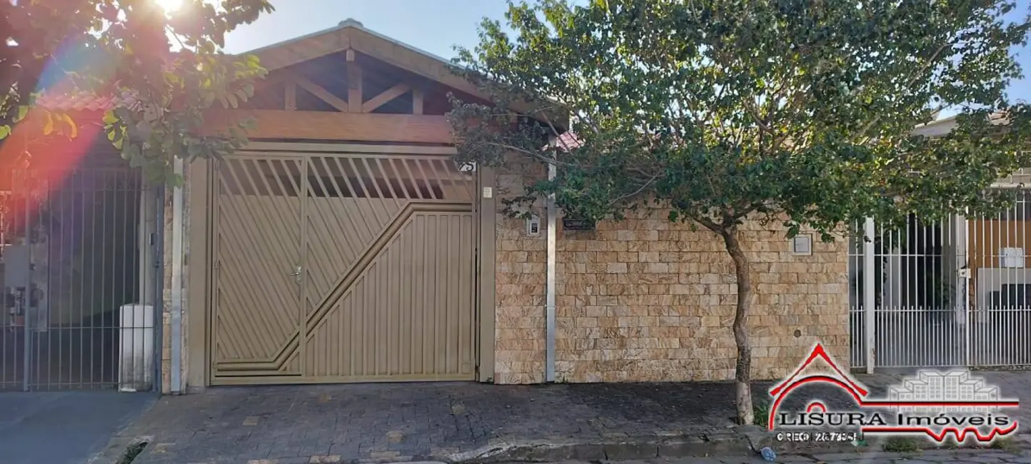 Foto 2 de Casa com 5 quartos à venda em Parque Brasil, Jacarei - SP