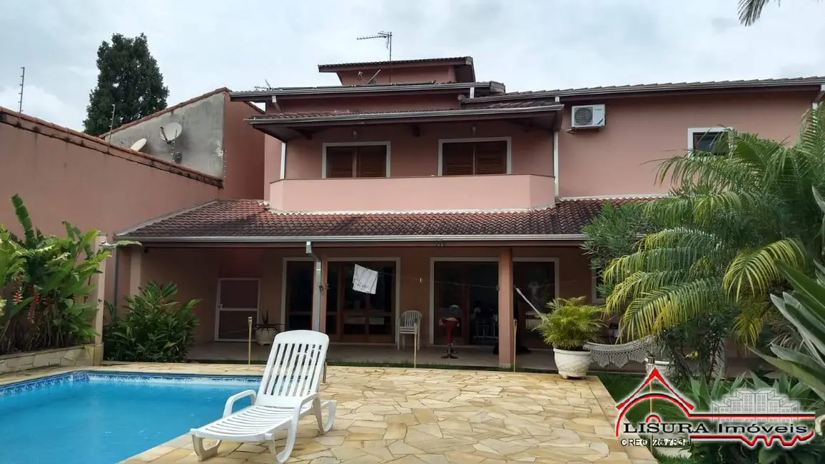 Foto 4 de Casa com 4 quartos à venda, 420m2 em Jacarei - SP