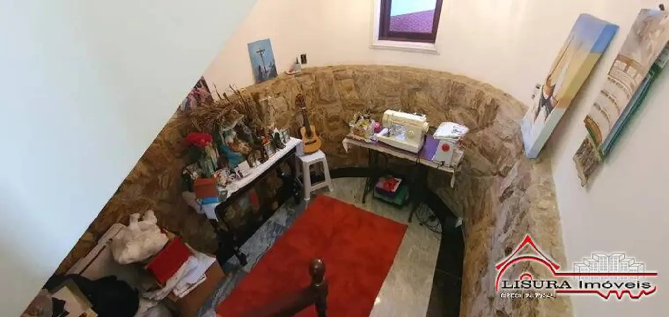 Foto 8 de Casa com 4 quartos à venda, 425m2 em Jardim Santa Maria, Jacarei - SP