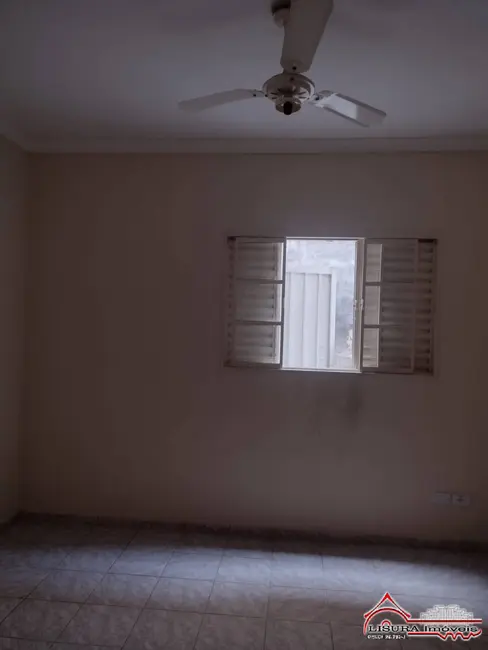 Casa com 5 quartos para alugar em Parque Brasil, Jacarei - SP - imagem 6 Foto 6 de Casa com 5 quartos para alugar em Parque Brasil, Jacarei - SP