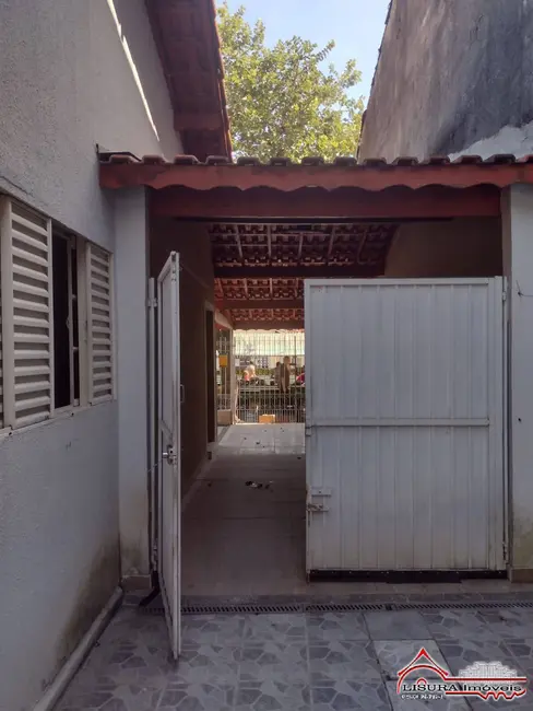 Casa com 5 quartos para alugar em Parque Brasil, Jacarei - SP - imagem 4 Foto 4 de Casa com 5 quartos para alugar em Parque Brasil, Jacarei - SP