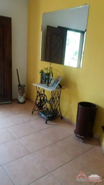 Casa de Condomínio com 3 quartos para alugar, 480m2 em Condomínio Lagoinha, Jacarei - SP - imagem 8 Foto 8 de Casa de Condomínio com 3 quartos para alugar, 480m2 em Condomínio Lagoinha, Jacarei - SP