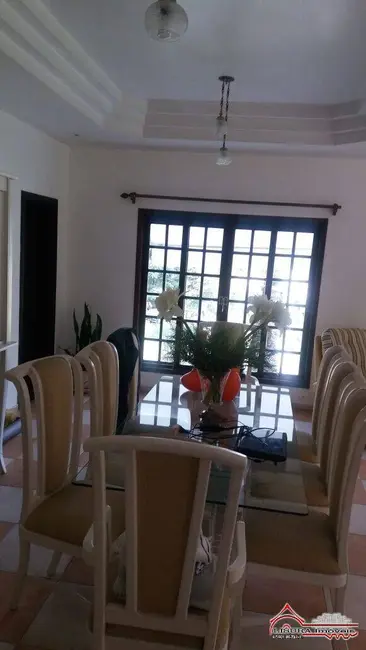 Casa de Condomínio com 3 quartos para alugar, 480m2 em Condomínio Lagoinha, Jacarei - SP - imagem 6 Foto 6 de Casa de Condomínio com 3 quartos para alugar, 480m2 em Condomínio Lagoinha, Jacarei - SP