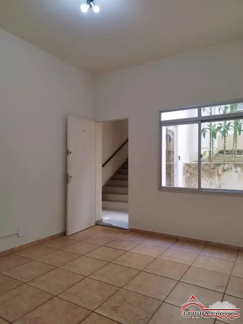 Foto 2 de Apartamento com 2 quartos à venda, 50m2 em Parque Santo Antônio, Jacarei - SP