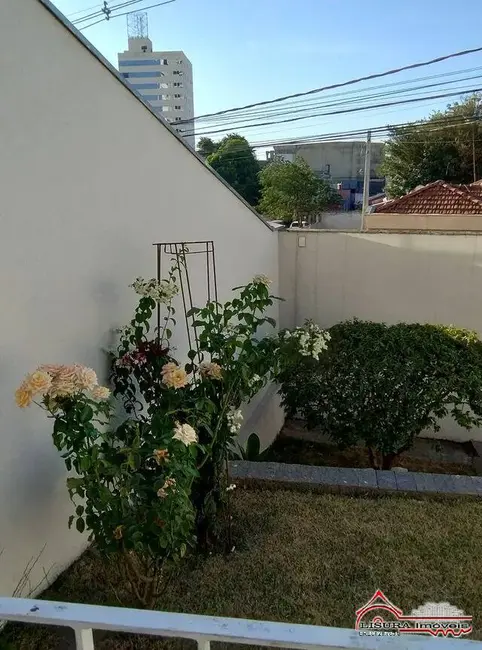 Foto 4 de Casa com 2 quartos à venda, 240m2 em Centro, Jacarei - SP