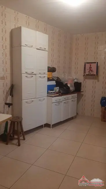 Foto 9 de Casa com 2 quartos à venda, 240m2 em Centro, Jacarei - SP