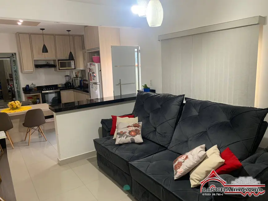 Foto 2 de Casa com 2 quartos à venda, 115m2 em Jardim Esperança, Jacarei - SP