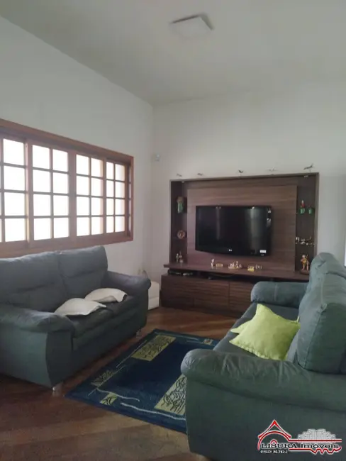 Foto 2 de Casa com 4 quartos à venda, 311m2 em Centro, Jacarei - SP