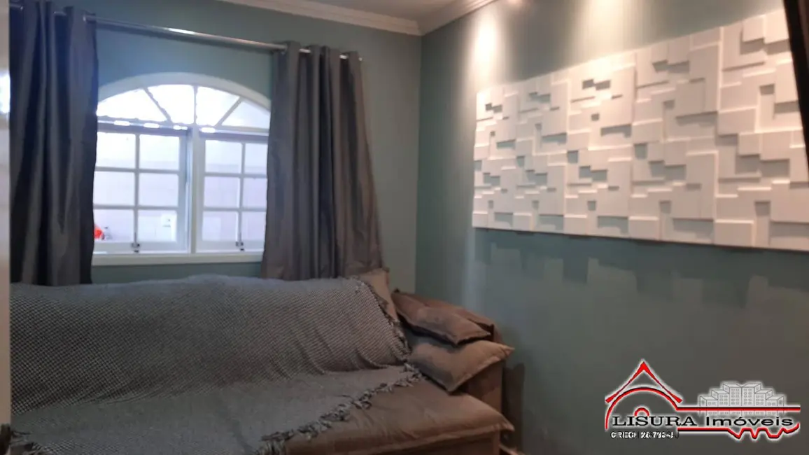 Foto 4 de Casa com 3 quartos à venda, 70m2 em Centro, Jacarei - SP